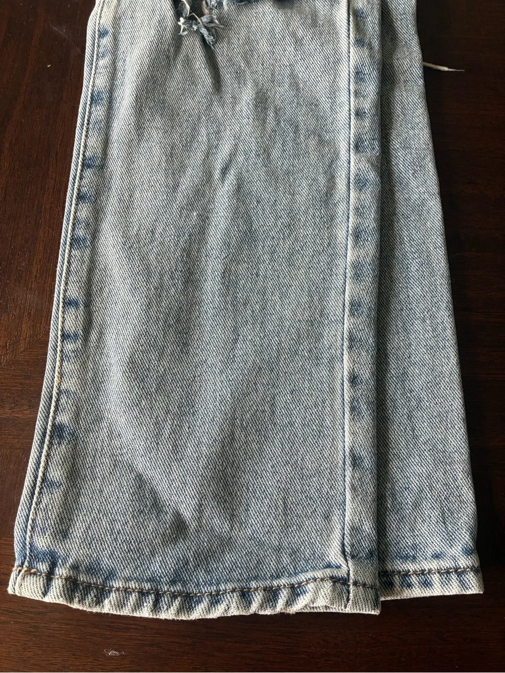 PACSUN women’s 24 distressed jeans & shorts Lot of 3 pairs Denim Light Wash